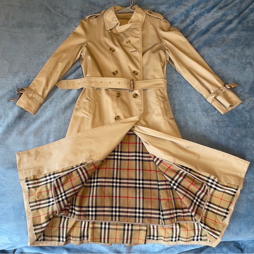 Vintage Burberry Trench Coat - Small - Picture 2 of 13